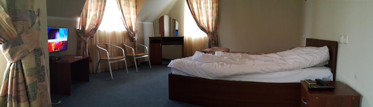 Samshit 555 Hotel Oczamczyra Zewnętrze zdjęcie